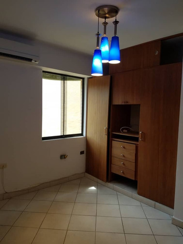 Imagen 9 de 13 de Apartamento En Alquiler En Altos Del Mirador Av. Cuatricentenaria