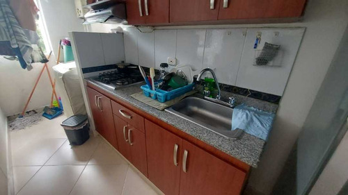 Apartamento En Venta Sector Loma Del Indio, Medellin 