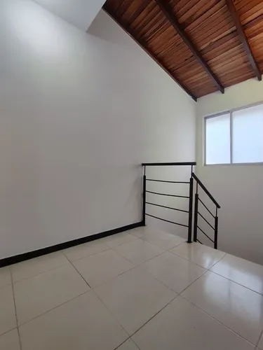 Casa En Arriendo En Lomitas Del Trapiche. Cod A30287