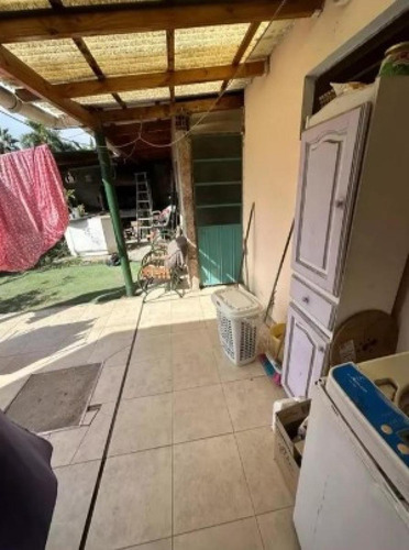 Casa En Venta - 2 Dormitorios 1 Baño - 250mts2 - Temperley
