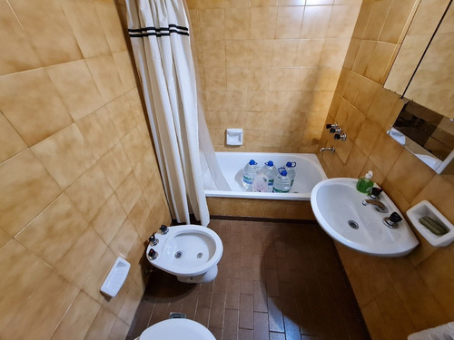 Imagen 25 de 29 de Venta Oficina Tucuman 540 Piso Alto Galeria Jardin Seg 24hs