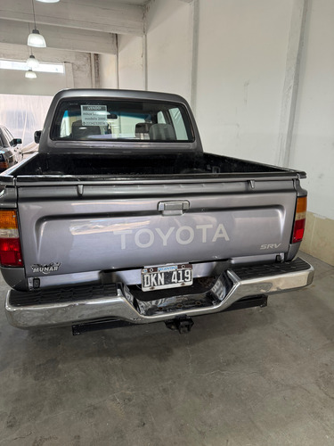 Vendo Hilux Sr5 2.8full Modelo 2000