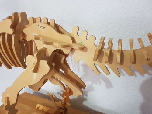 Dinosaurio Velociraptor De Madera Bc Bones Abierto P Armar (Usado)