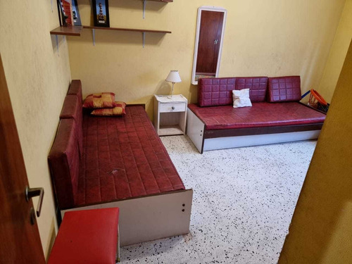 Imagen 7 de 14 de Casa 3 Ambientes Con Garage Cerrado