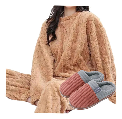 Pijama Polar Mujer + Pantuflas