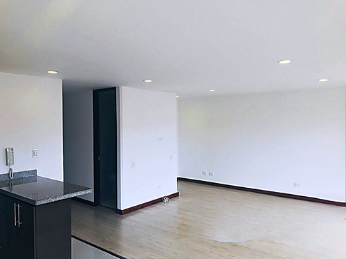 Apartamento Dúplex En 5to Piso Exterior En Puente Largo. Área De 112 M2