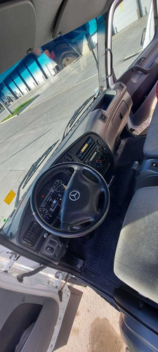 Mercedes Benz Accelo 1016
