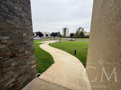 Arriendo Departamento 1 D + 1 B Nuevo En Condominio.