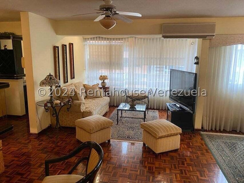 ¡descubre La Comodidad Y Versatilidad De Esta Propiedad Única En Su Clase En Una De Las Zonas Más Codiciadas De Caracas! Mls #24-21272