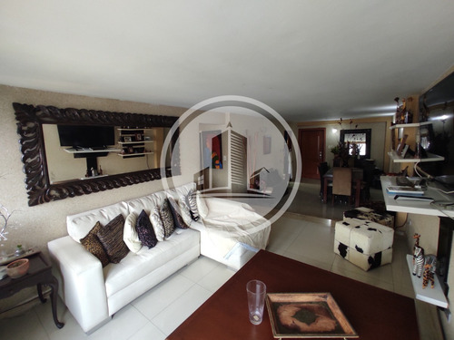 Excelente Apartamento En Urb Andres Bello Res Taguanes. 003jsc