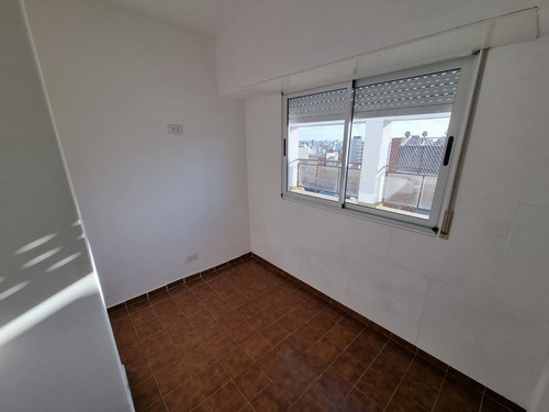 Imagen 5 de 11 de 4 Amb C/terraza - Güemes - Paseo Aldrey - único