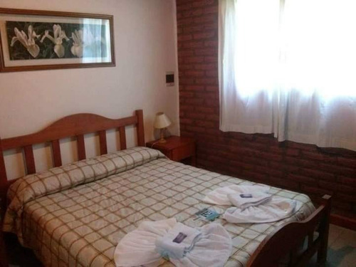 Imagen 5 de 20 de Complejo De Cabañas En Venta , Zona Residencial , Espectacular Vista A Las Sierras Y Acceso Por Ruta.