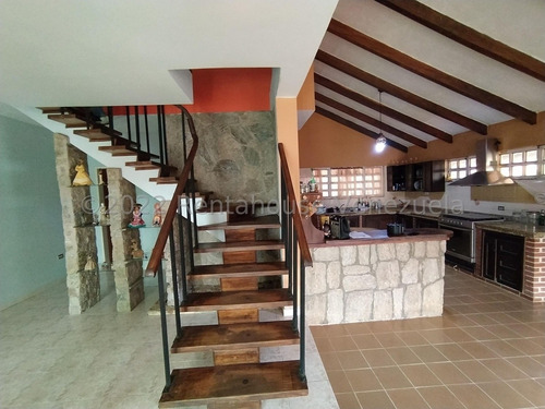 Imagen 21 de 30 de Casa Venta Zona Norte Seguridad Palmarito Maracay Nb