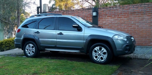 Imagen 4 de 15 de Fiat Palio Weekend Adventure Locker 1.8