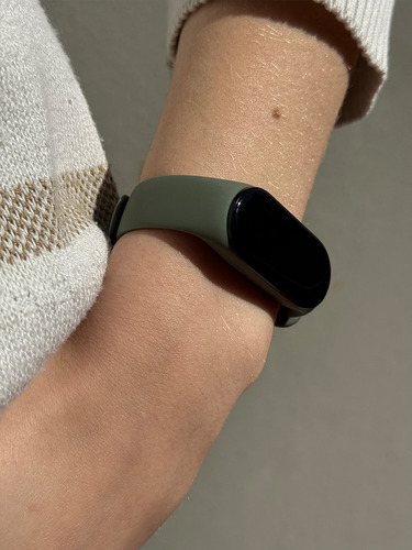 Malla Siliconada Para Xiaomi Mi Band 5 / 6 / 7 Smartwatch Verde Militar