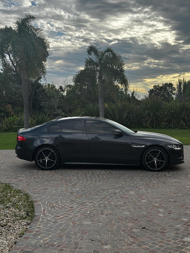 Jaguar XE 2.0 R-sport 240cv