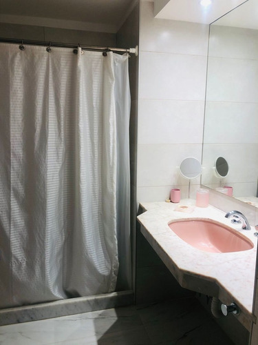 Imagen 7 de 8 de Apartamento En Venta De 3 Dormitorios En Playa Mansa (ref: Lij-5747)