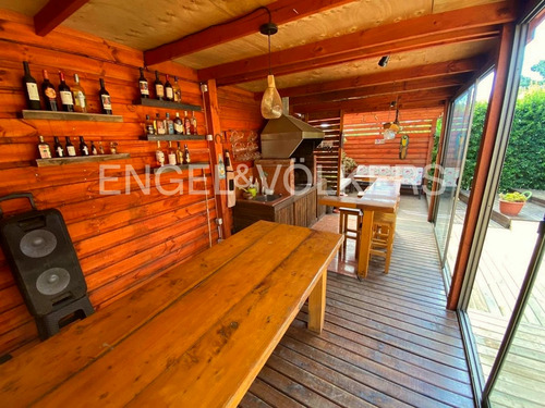 Excelente Casa En Pichilemu