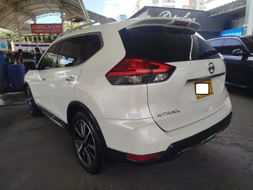 Nissan X-Trail 2.5 Exclusive