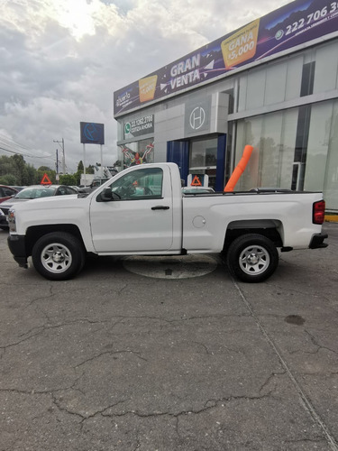 Imagen 8 de 13 de Chevrolet Silverado 1500 Cab 2018