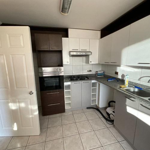 Arriendo Depto. 3d/2b/1e, Huertos Familiares, Excelente