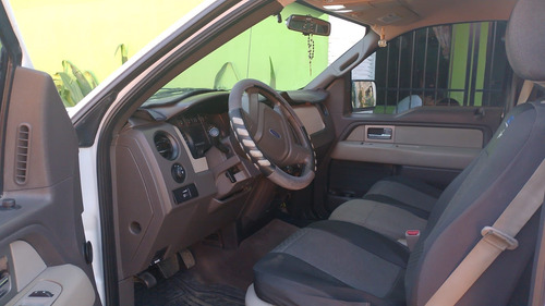 Ford Lobo 4.6 doble cabina 4x4