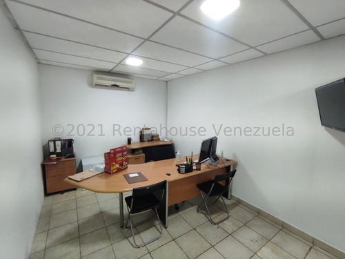 Imagen 3 de 12 de Leida Falcon Rentahouse Vende Galpon En Terrazas De Castillito San Diego 22-4274 Lf