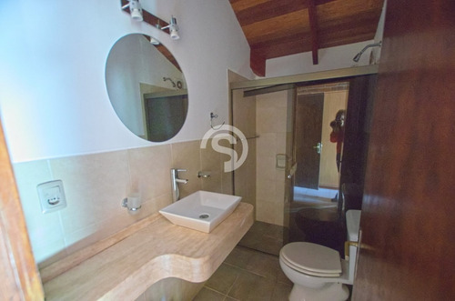 Casa En Playa Mansa Con Piscina- Ref: 4287