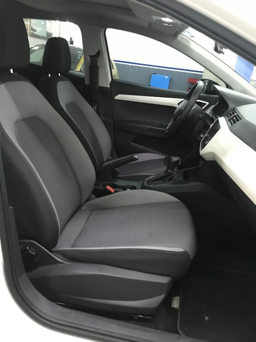 Imagen 9 de 12 de Seat Ibiza 1.6 Style 5p Mt