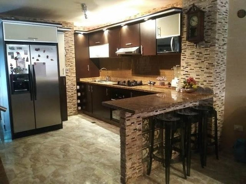 Imagen 2 de 14 de Townhouse En Venta Sabana Del Medio Maz-4897214