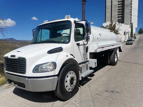 Camion Pipa De Agua De 10,000 Litros 2011 Rabon Thorton