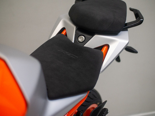 Imagen 9 de 15 de Ktm Rc 200- Anticipo + 18 Cts Fijas Y Sin Interes