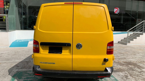 Imagen 6 de 13 de Volkswagen Transporter 2.0 Cargo, Diesel, Automati Mod. 2015