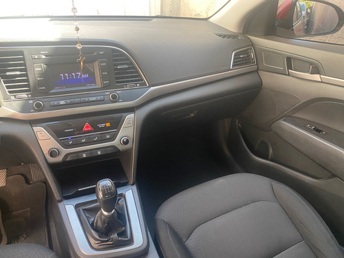Hyundai Elantra 2.0 Gls Mt