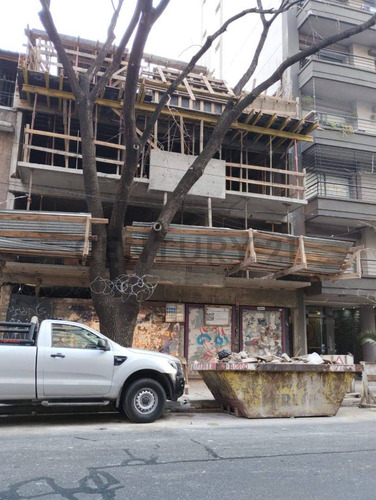 Venta En Pozo Departamento Monoambiente En Parque Chacabuco, Capital Federal