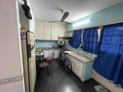 Imagen 24 de 30 de Alquiler De Hermosa Propiedad Horizontal, Con Espacios Muy Amplios En Pleno Centro, En La Avenida Principal $ 30.000