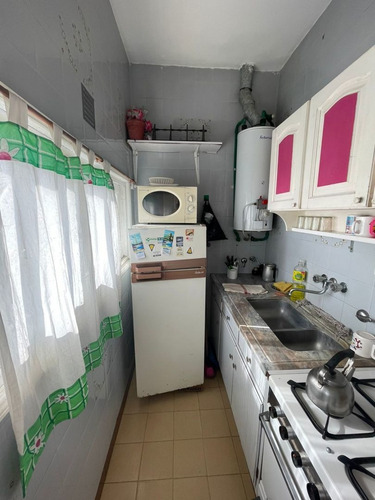 Imagen 5 de 7 de 2 Ambientes Con Espacio De Cochera Zona Unzue