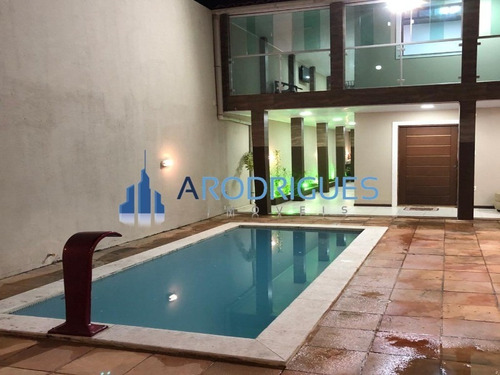 Imagem 3 de 30 de Oportunidade De Casa À Venda Em Abrantes Com 3/4 Sendo Suíte, 110 M², Casa Solta! - Ca00572