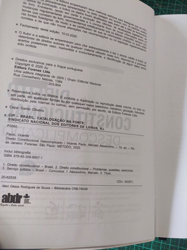 Livro Resumo De Direito Constitucional Descomplicado, 2020 (Usado)