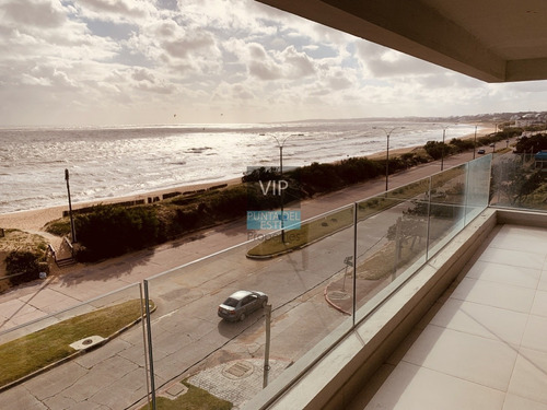 Vendo Unidad Penthouse Frente Al Mar- Ref: 505