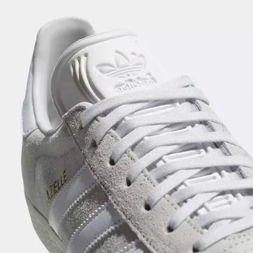 Adidas originals gazelle clearance trainers in white cq2799