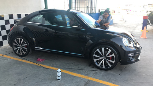 Volkswagen Beetle 2.0 R-line At
