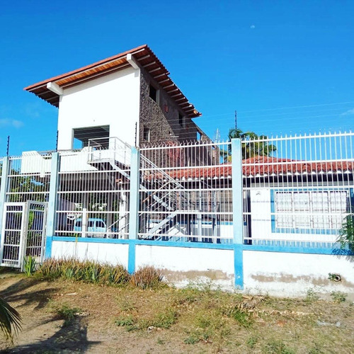 Ligia Guardia Vende Casa-posada En Isla De Margarita La Guardia