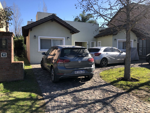 Venta Casa En Haras Maria Elena Barrio Privado Moreno