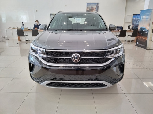 Imagen 8 de 15 de Volkswagen Taos Highline Sg