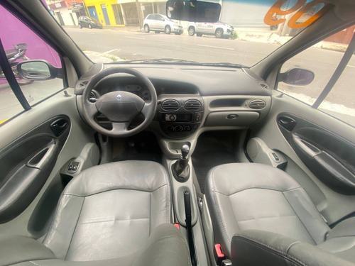 Renault Scénic 1.6 Expression 16v Flex 4p Manual