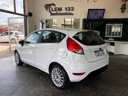Ford Fiesta Kinectic Se 1.6n L/n Mt Excelente, Anticipo $
