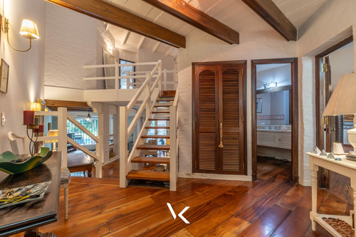 Casa En Venta En Martinez