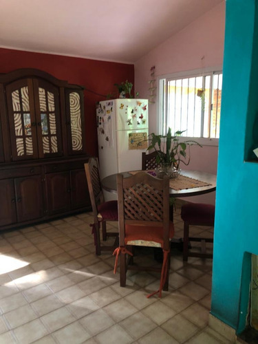 Imagen 3 de 17 de Casa En Venta En La Granja. 3 Dormitorios