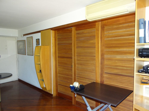 Apartamento En Venta En La Alta Florida 56mts2/1h/1b/1e + 3 Cuartos Hobby 45mts2. Mem